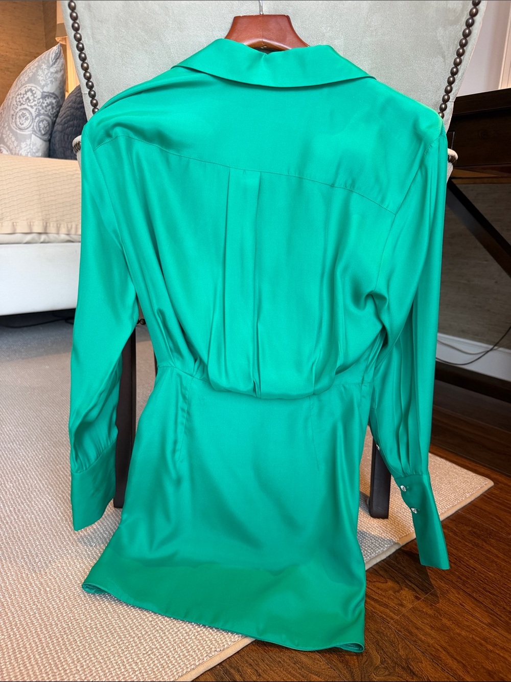 Gauge81 Vibrant Emerald Green Draped Long-Sleeve Silk Mini Dress - Picture 5 of 6
